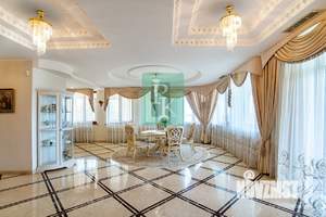 Дом 593м², 4-этажный, участок 9 сот.