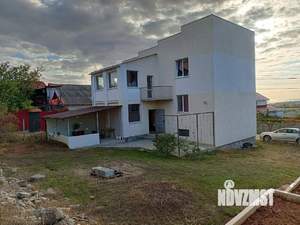 Дом 192м², 3-этажный, участок 8 сот.