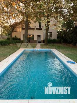 Дом 260м², 3-этажный, участок 20 сот.