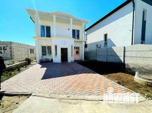 Дом 208м², 2-этажный, участок 4 сот.