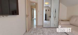 Дом 140м², 2-этажный, участок 9 сот.