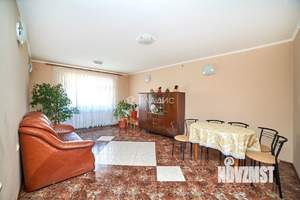 Дом 227м², 3-этажный, участок 10 сот.