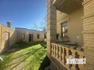 Дом 448м², 3-этажный, участок 6 сот.