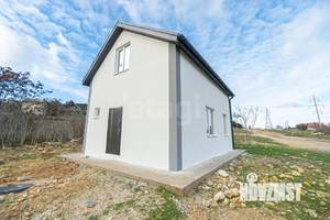 Дом 85м², 2-этажный, участок 4 сот.