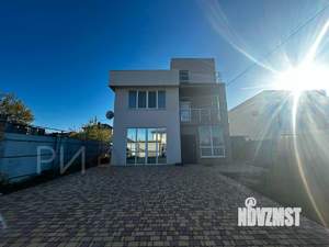 Таунхаус 167м², 3-этажный, участок 4 сот.