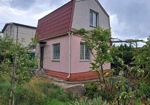 Дом 60м², 2-этажный, участок 4 сот.