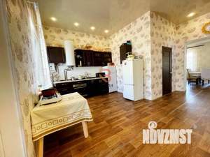 Дом 208м², 2-этажный, участок 4 сот.