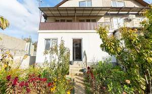 Дом 171м², 3-этажный, участок 4 сот.