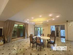 Дом 434м², 3-этажный, участок 5 сот.