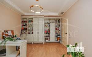 Дом 398м², 3-этажный, участок 9 сот.