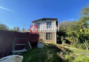 Дом 64м², 2-этажный, участок 0 сот.