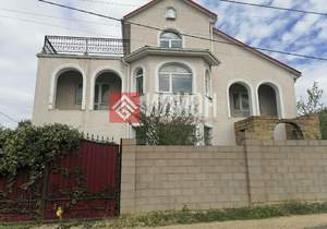 Дом 422м², 3-этажный, участок 5 сот.