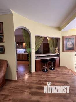 Дом 470м², 4-этажный, участок 7 сот.