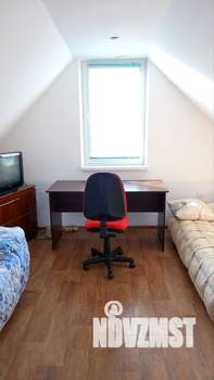 Дом 63м², 2-этажный, участок 6 сот.