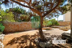 Дом 200м², 2-этажный, участок 4 сот.