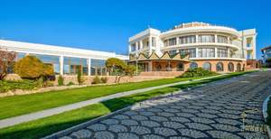 Дом 3200м², 4-этажный, участок 158 сот.