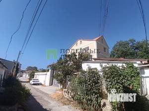 Дом 292м², 3-этажный, участок 4 сот.