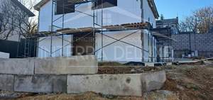 Дом 85м², 2-этажный, участок 4 сот.