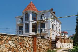 Дом 354м², 3-этажный, участок 6 сот.