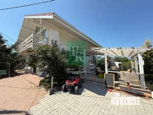 Дом 180м², 2-этажный, участок 6 сот.