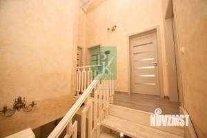 Дом 303м², 2-этажный, участок 3 сот.