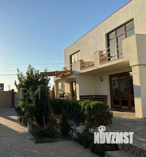 Дом 406м², 2-этажный, участок 6 сот.