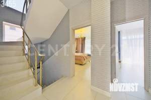 Дом 184м², 3-этажный, участок 3 сот.