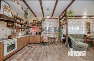 Дом 291м², 3-этажный, участок 5 сот.