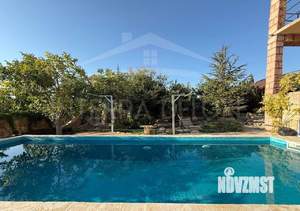 Дом 420м², 3-этажный, участок 9 сот.