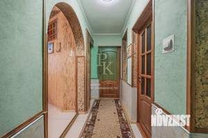 Дом 244м², 3-этажный, участок 12 сот.