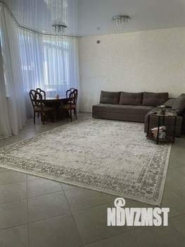 Дом 299м², 2-этажный, участок 5 сот.