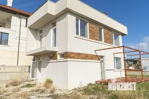 Дом 125м², 2-этажный, участок 4 сот.