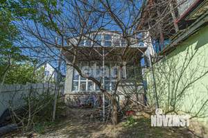 Дача 215м², 3-этажный, участок 4 сот.