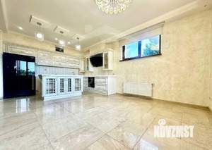 Дом 332м², 2-этажный, участок 5 сот.