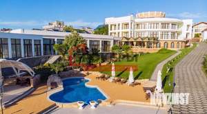 Дом 3200м², 4-этажный, участок 158 сот.