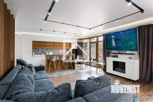 Дом 285м², 3-этажный, участок 12 сот.