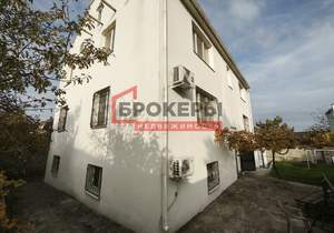 Дом 345м², 3-этажный, участок 5 сот.