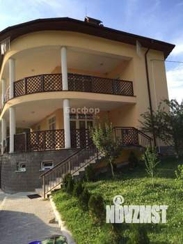 Дом 200м², 2-этажный, участок 15 сот.