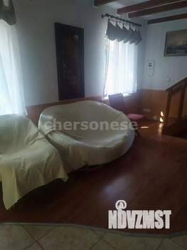 Дом 60м², 2-этажный, участок 3 сот.