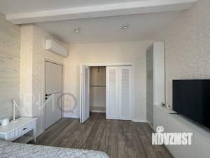 Дом 215м², 3-этажный, участок 4 сот.