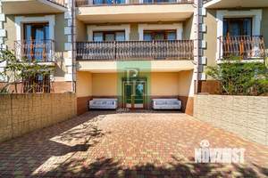 Дом 764м², 4-этажный, участок 9 сот.