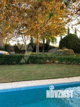 Дом 260м², 3-этажный, участок 20 сот.