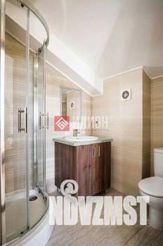 Коттедж 283м², 3-этажный, участок 6 сот.