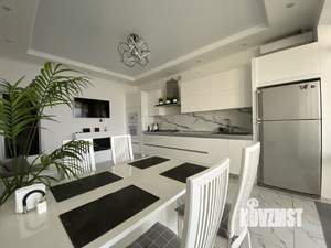 Дом 250м², 3-этажный, участок 4 сот.