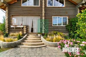 Дом 166м², 2-этажный, участок 10 сот.