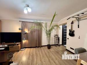 Дом 93м², 2-этажный, участок 4 сот.