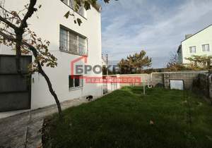 Дом 345м², 3-этажный, участок 5 сот.