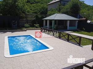 Дом 250м², 3-этажный, участок 10 сот.