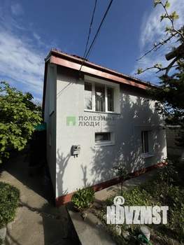 Дом 100м², 2-этажный, участок 8 сот.