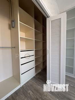 Дом 215м², 3-этажный, участок 4 сот.